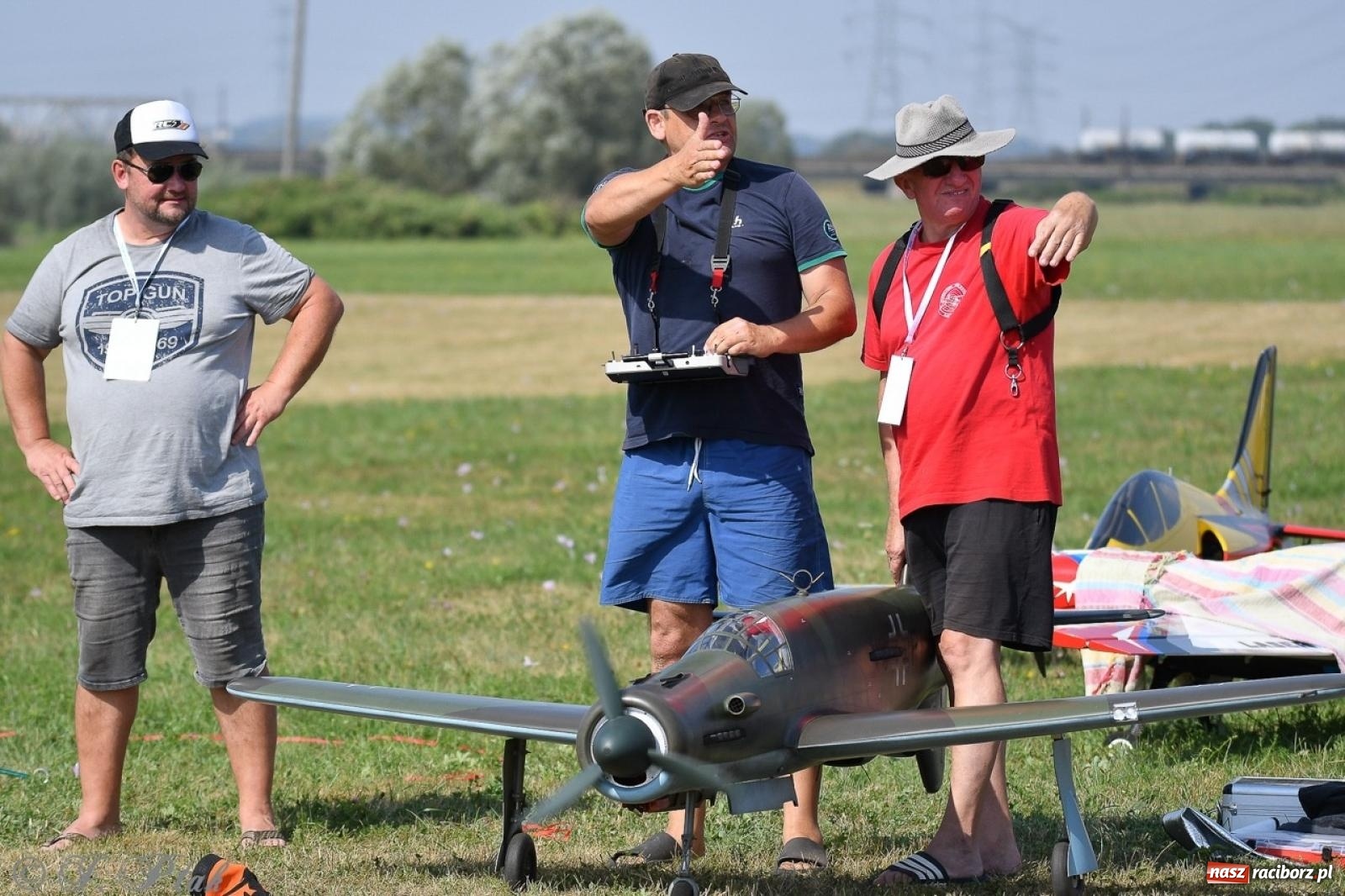 Zdjęcie w galerii na portalu naszraciborz.pl: XVII Międzynarodowy Piknik Modelarski w Raciborzu. W niedzielę drugi dzień pokazów wiadomości z regionu