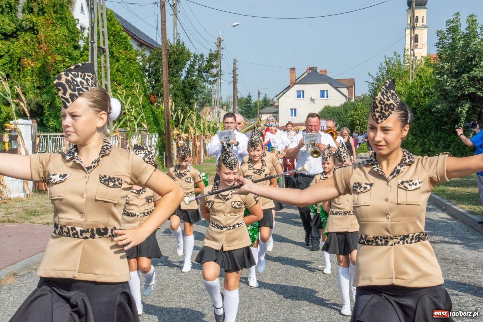 Zdjęcie w galerii na portalu naszraciborz.pl: Tworków dziękuje za plony [FOTO i WIDEO] wiadomości z regionu