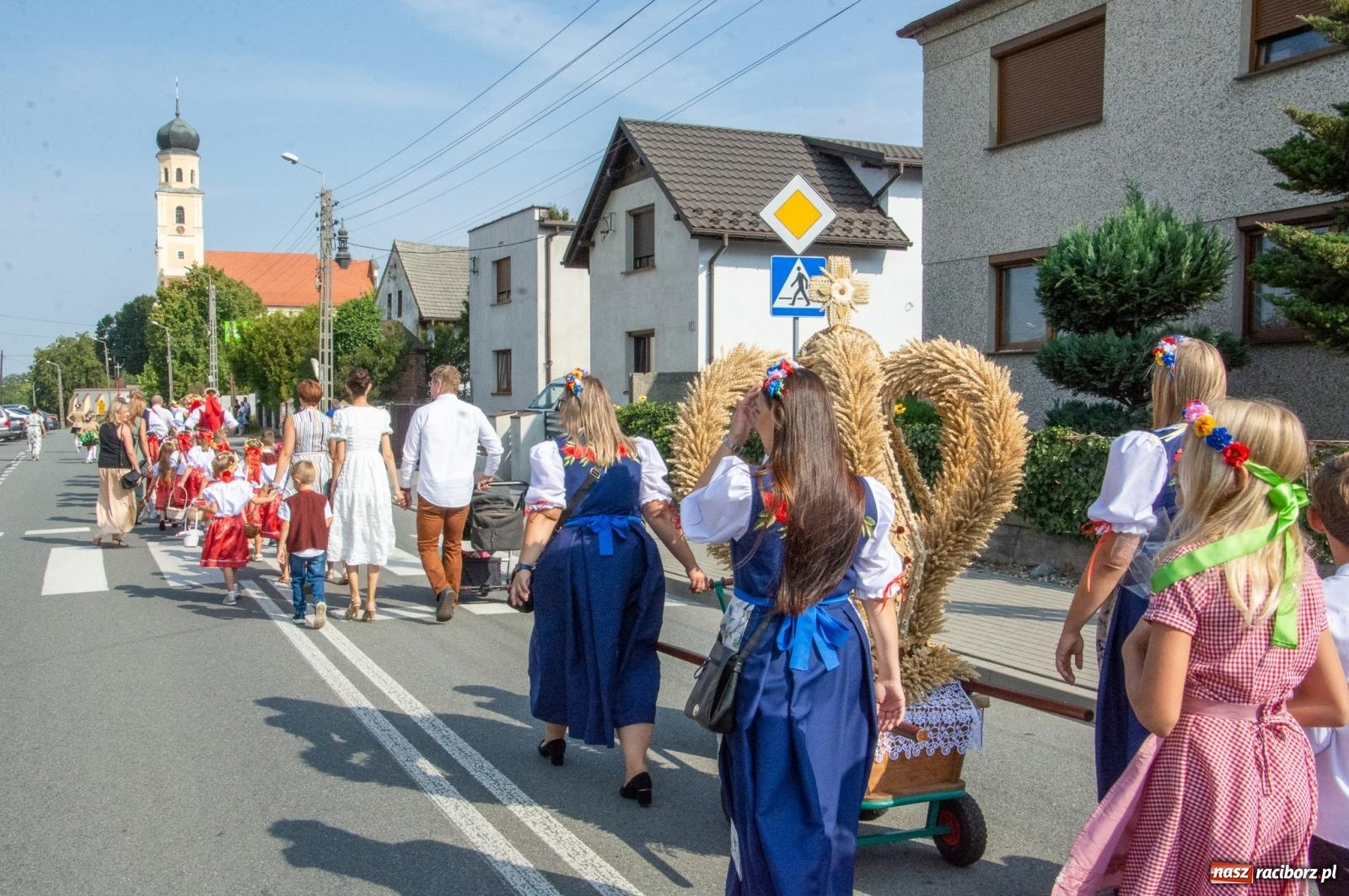 Zdjęcie w galerii na portalu naszraciborz.pl: Tworków dziękuje za plony [FOTO i WIDEO] wiadomości z regionu
