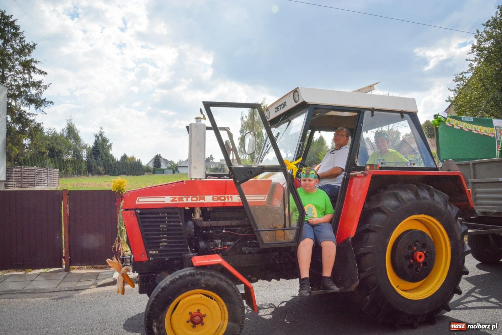 Zdjęcie w galerii na portalu naszraciborz.pl: Dożynki w Samborowicach – kolorowy korowód i rodzinna zabawa [FOTO i WIDEO] wiadomości z regionu