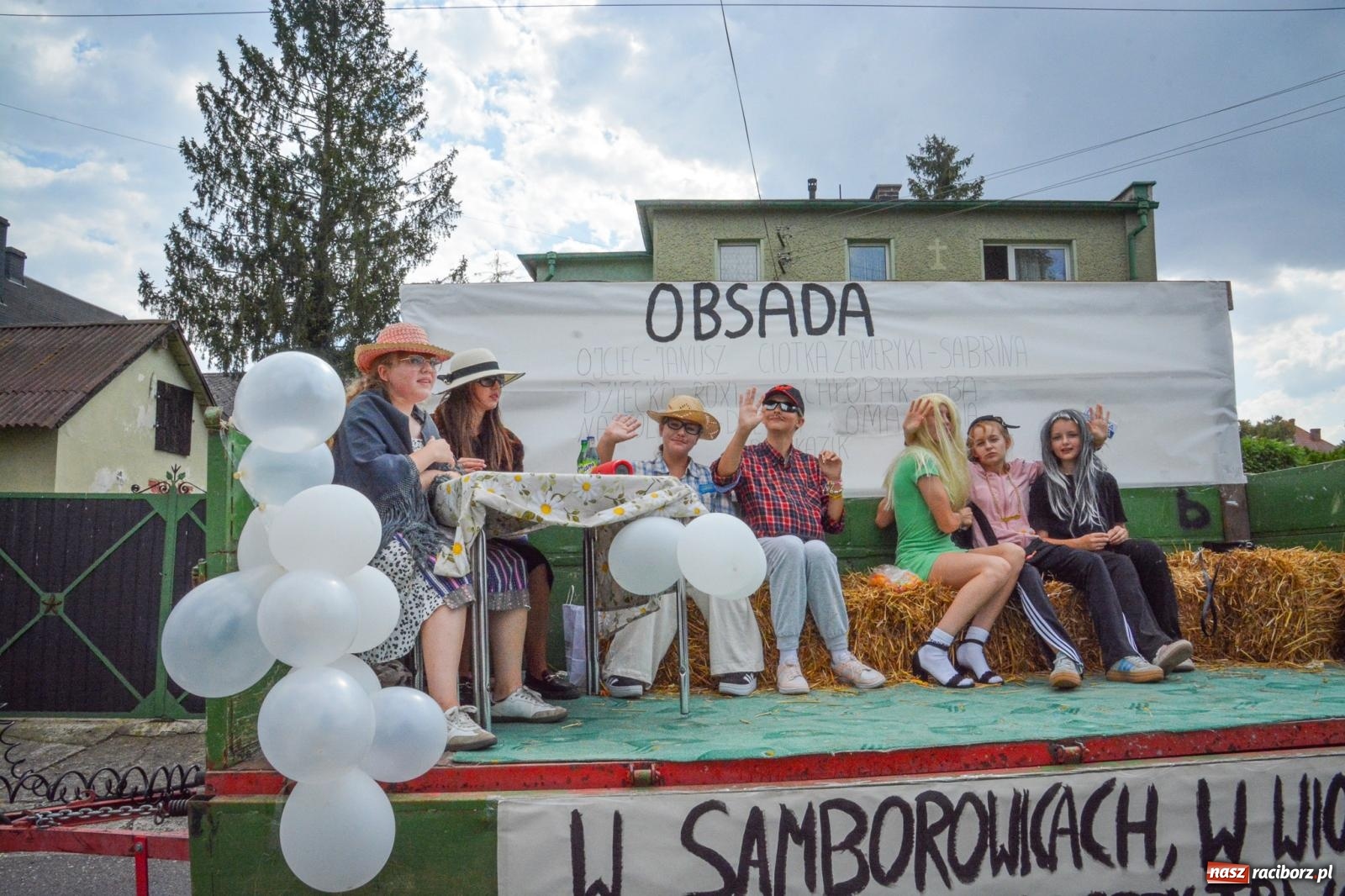 Zdjęcie w galerii na portalu naszraciborz.pl: Dożynki w Samborowicach – kolorowy korowód i rodzinna zabawa [FOTO i WIDEO] wiadomości z regionu