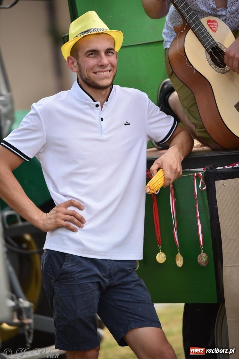 Zdjęcie w galerii na portalu naszraciborz.pl: Dożynki w Samborowicach – kolorowy korowód i rodzinna zabawa [FOTO i WIDEO] wiadomości z regionu