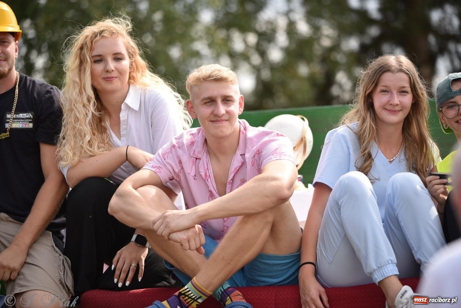 Zdjęcie w galerii na portalu naszraciborz.pl: Dożynki w Samborowicach – kolorowy korowód i rodzinna zabawa [FOTO i WIDEO] wiadomości z regionu