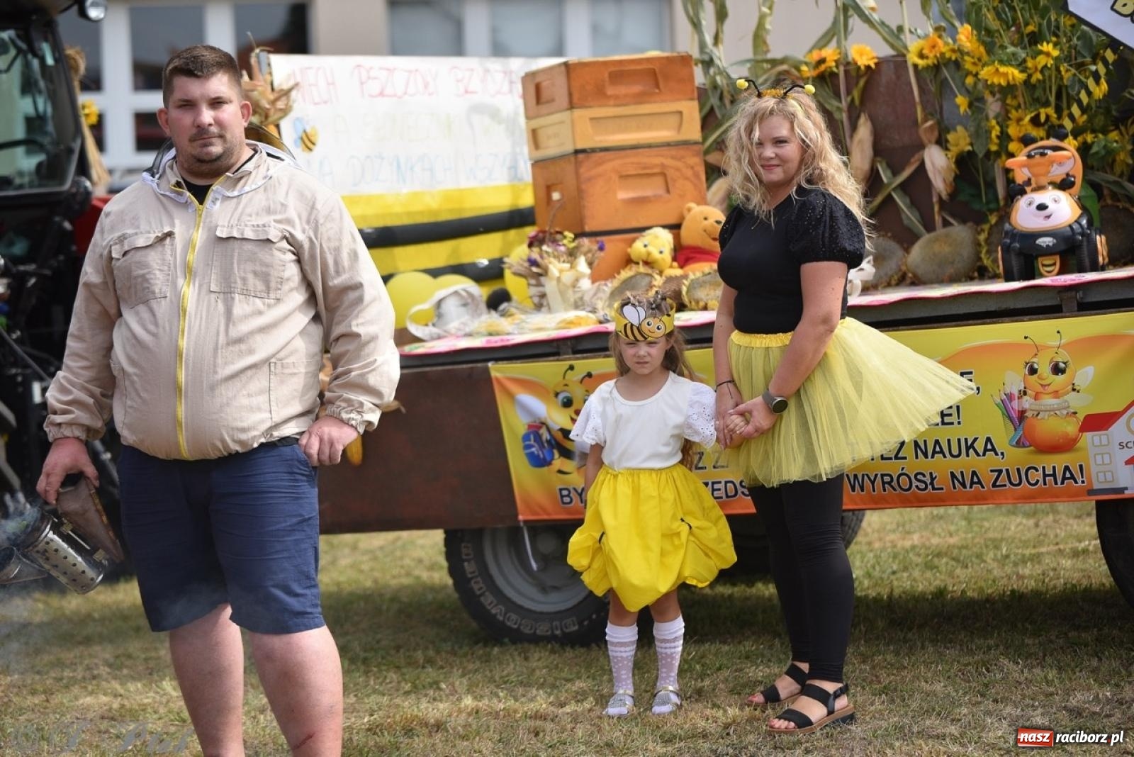 Zdjęcie w galerii na portalu naszraciborz.pl: Dożynki w Samborowicach – kolorowy korowód i rodzinna zabawa [FOTO i WIDEO] wiadomości z regionu