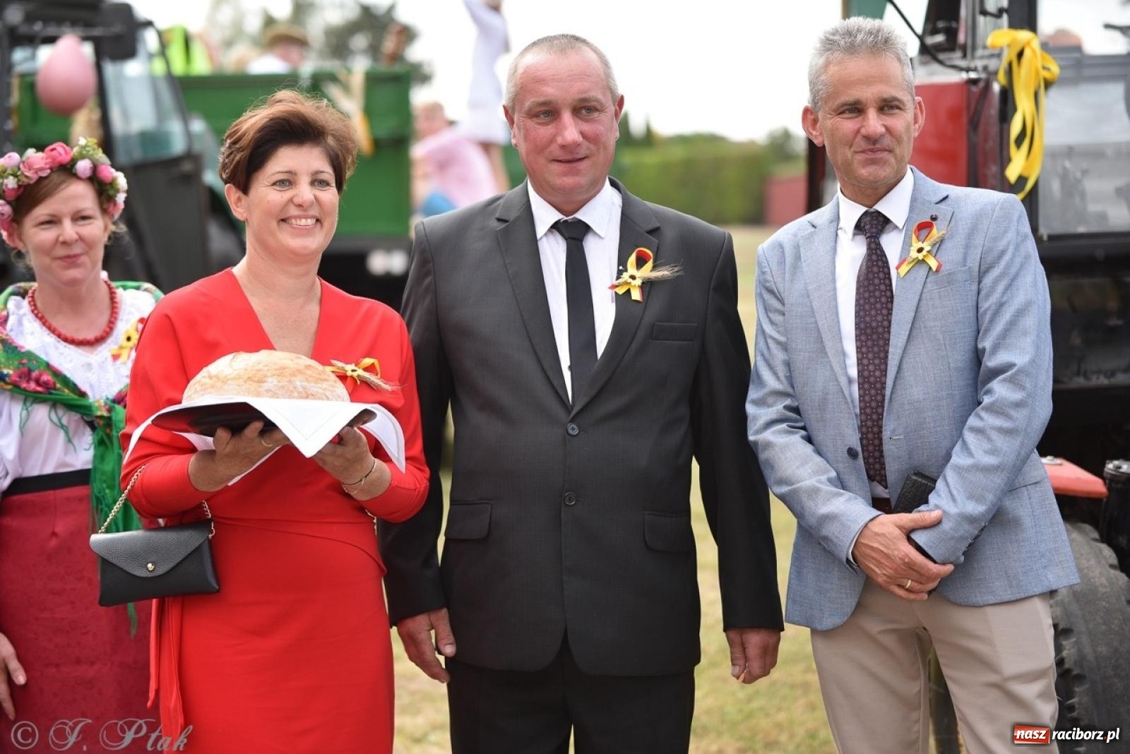 Zdjęcie w galerii na portalu naszraciborz.pl: Dożynki w Samborowicach – kolorowy korowód i rodzinna zabawa [FOTO i WIDEO] wiadomości z regionu