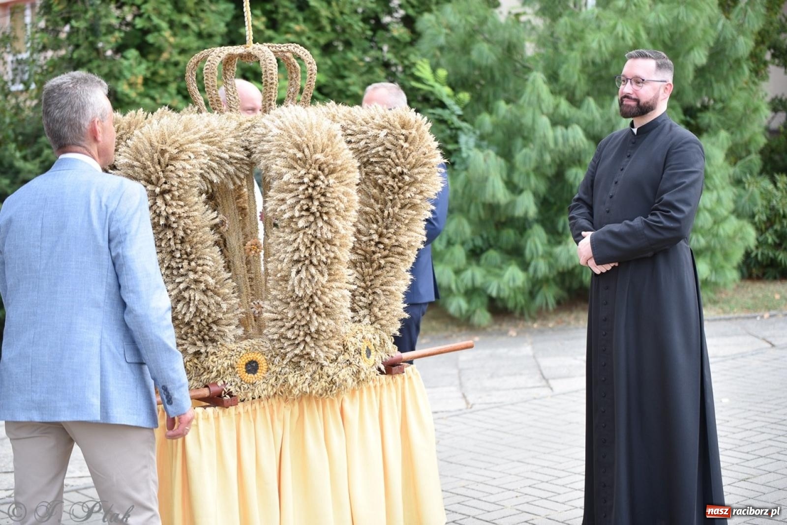 Zdjęcie w galerii na portalu naszraciborz.pl: Dożynki w Samborowicach – kolorowy korowód i rodzinna zabawa [FOTO i WIDEO] wiadomości z regionu