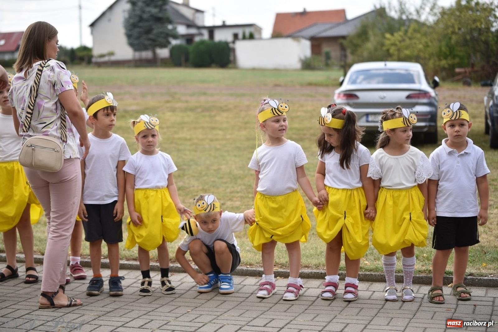 Zdjęcie w galerii na portalu naszraciborz.pl: Dożynki w Samborowicach – kolorowy korowód i rodzinna zabawa [FOTO i WIDEO] wiadomości z regionu