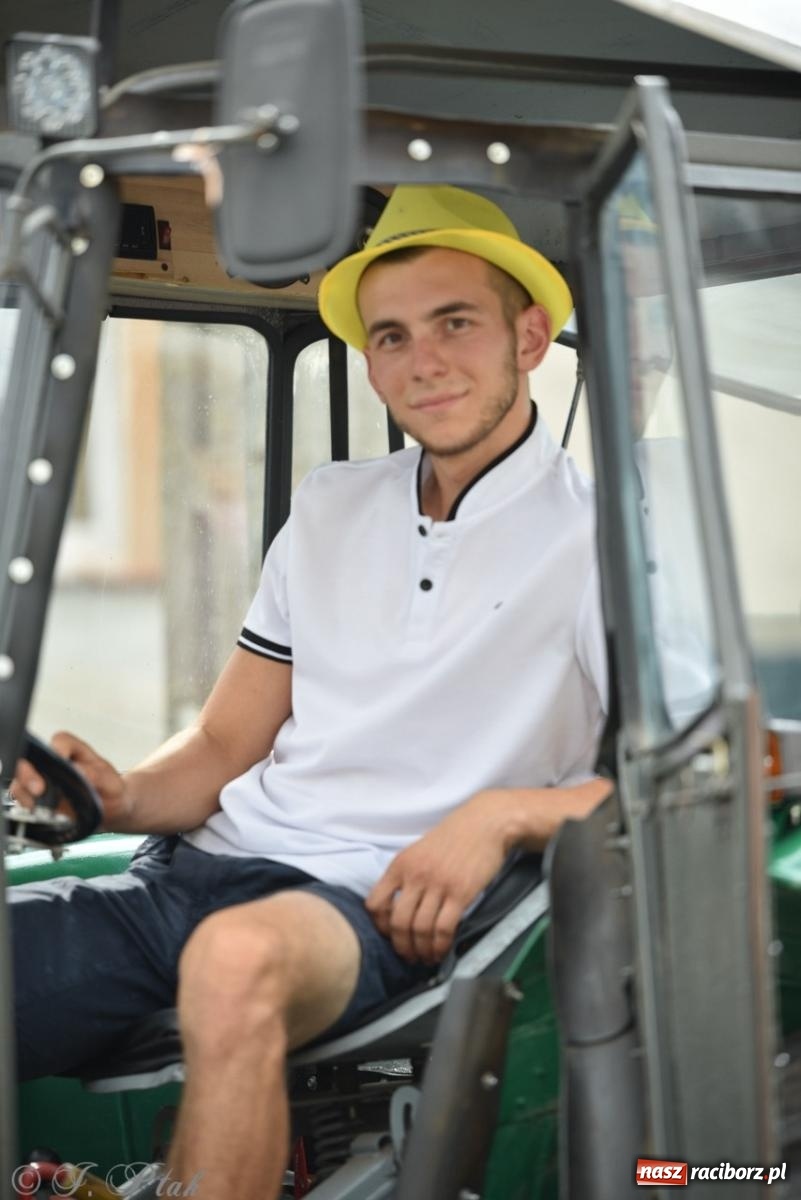 Zdjęcie w galerii na portalu naszraciborz.pl: Dożynki w Samborowicach – kolorowy korowód i rodzinna zabawa [FOTO i WIDEO] wiadomości z regionu