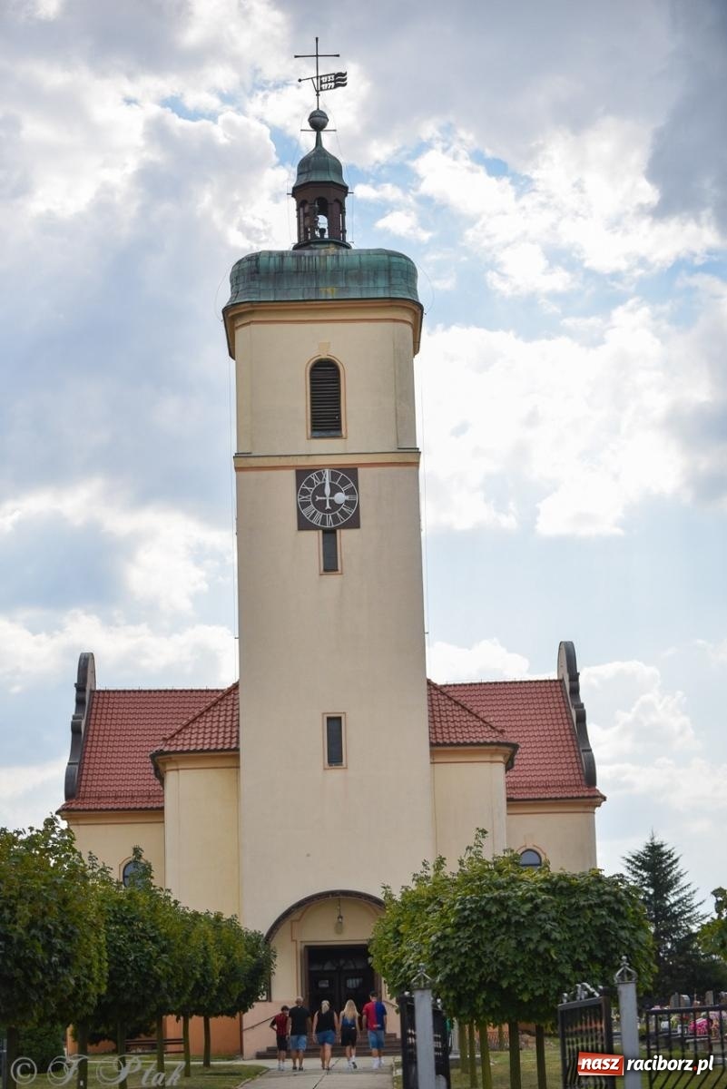Zdjęcie w galerii na portalu naszraciborz.pl: Dożynki w Samborowicach – kolorowy korowód i rodzinna zabawa [FOTO i WIDEO] wiadomości z regionu