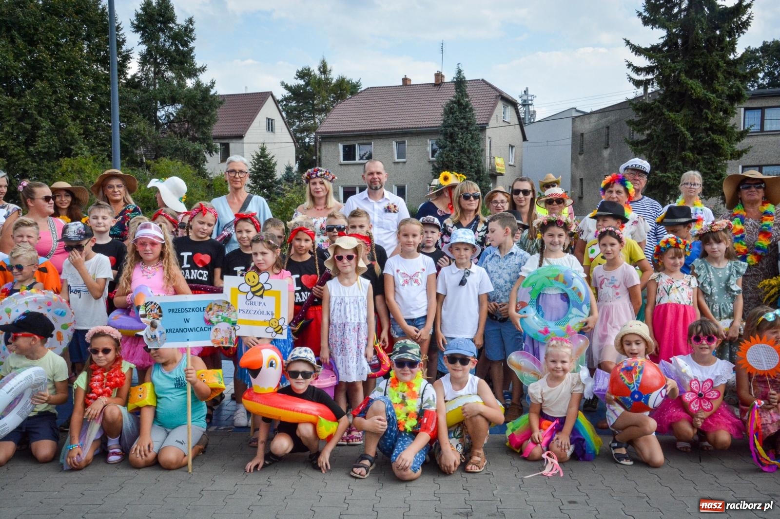 Zdjęcie w galerii na portalu naszraciborz.pl: Kolorowe pożegnanie Lata w Krzanowicach [FOTO i WIDEO] wiadomości z regionu