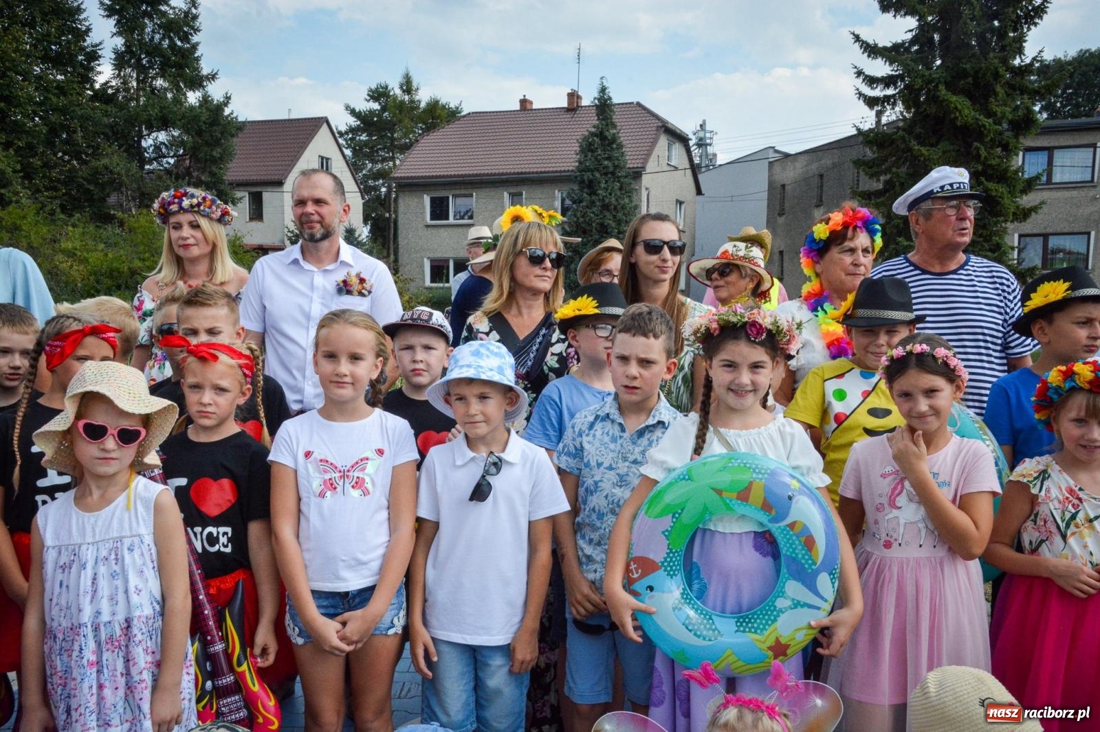 Zdjęcie w galerii na portalu naszraciborz.pl: Kolorowe pożegnanie Lata w Krzanowicach [FOTO i WIDEO] wiadomości z regionu