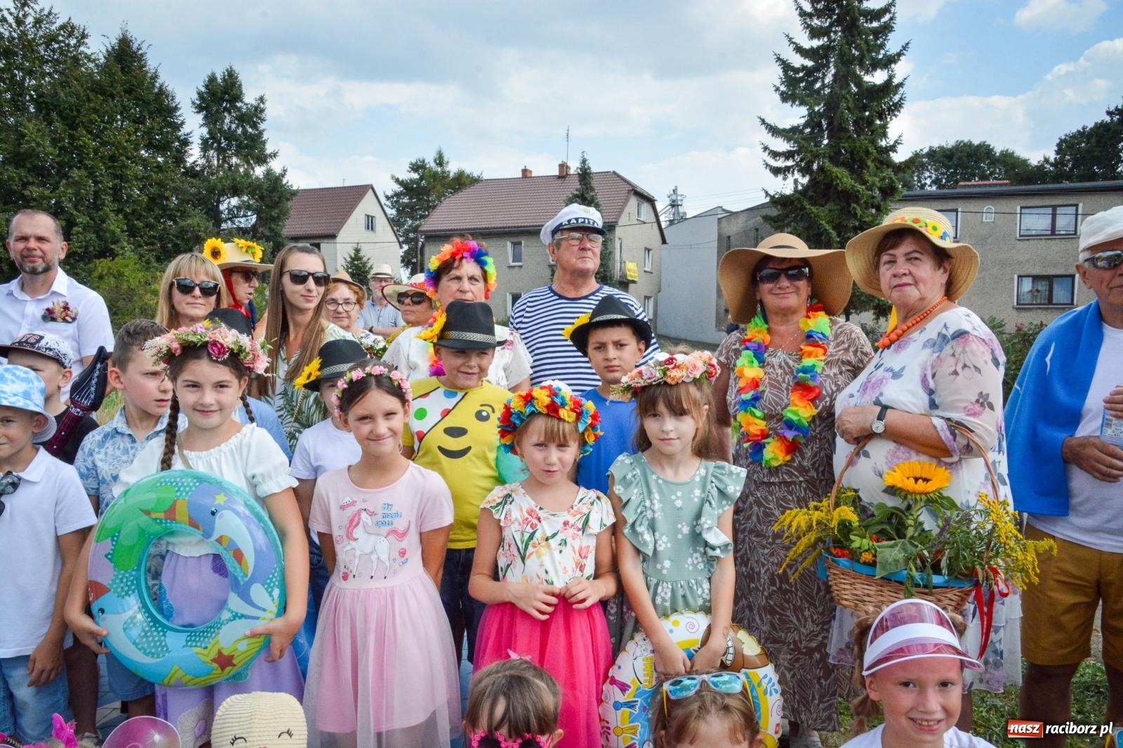 Zdjęcie w galerii na portalu naszraciborz.pl: Kolorowe pożegnanie Lata w Krzanowicach [FOTO i WIDEO] wiadomości z regionu