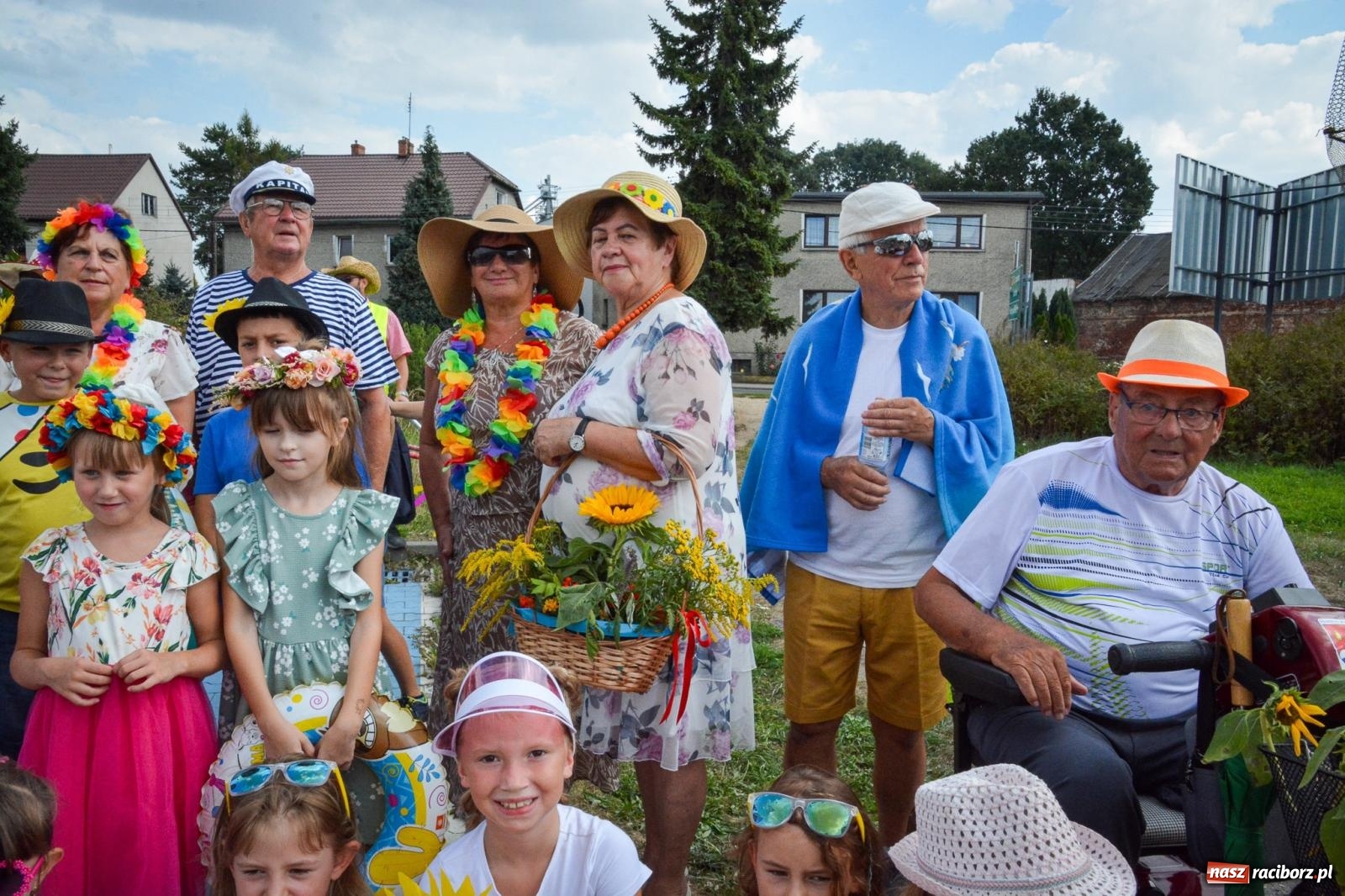 Zdjęcie w galerii na portalu naszraciborz.pl: Kolorowe pożegnanie Lata w Krzanowicach [FOTO i WIDEO] wiadomości z regionu