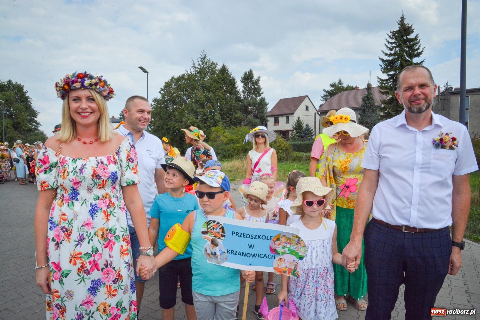 Zdjęcie w galerii na portalu naszraciborz.pl: Kolorowe pożegnanie Lata w Krzanowicach [FOTO i WIDEO] wiadomości z regionu
