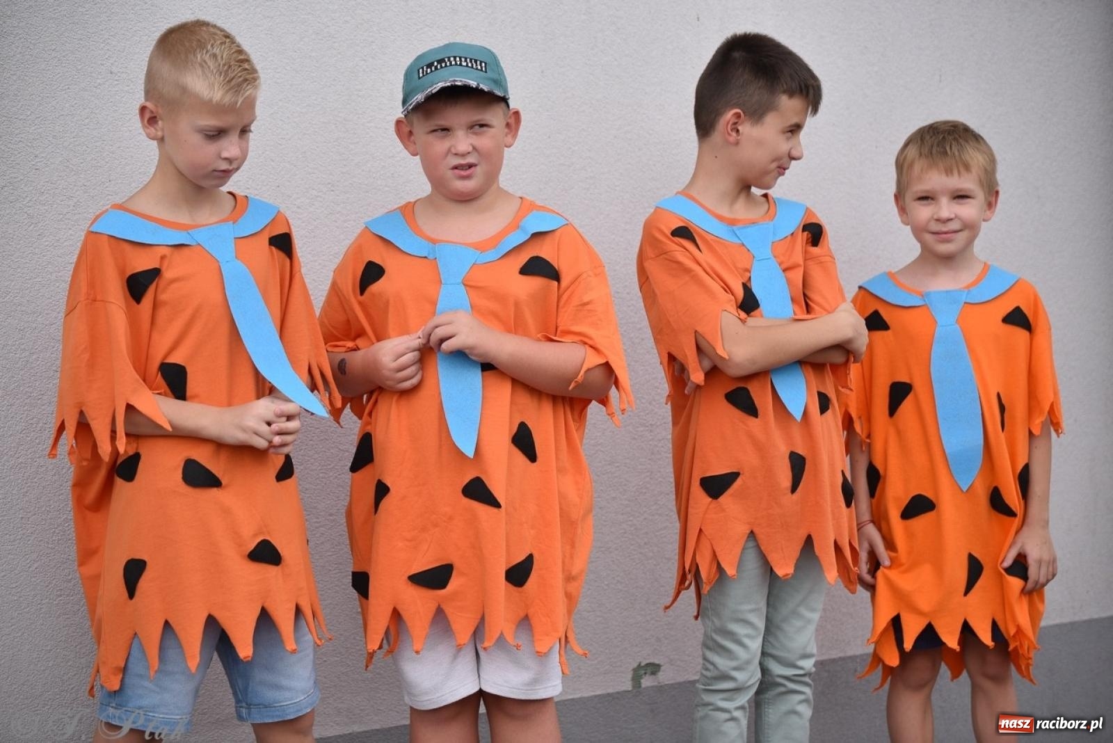 Zdjęcie w galerii na portalu naszraciborz.pl: Kolorowe pożegnanie Lata w Krzanowicach [FOTO i WIDEO] wiadomości z regionu