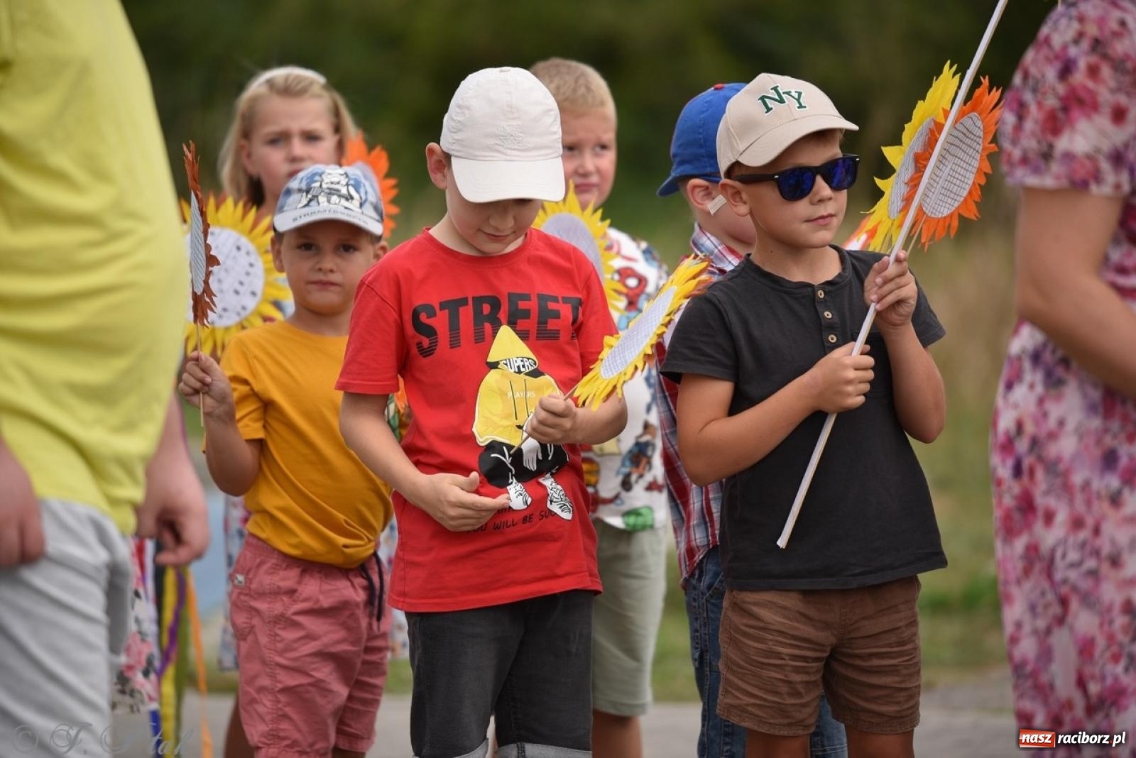 Zdjęcie w galerii na portalu naszraciborz.pl: Kolorowe pożegnanie Lata w Krzanowicach [FOTO i WIDEO] wiadomości z regionu