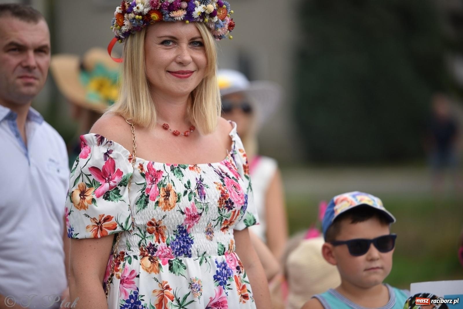 Zdjęcie w galerii na portalu naszraciborz.pl: Kolorowe pożegnanie Lata w Krzanowicach [FOTO i WIDEO] wiadomości z regionu