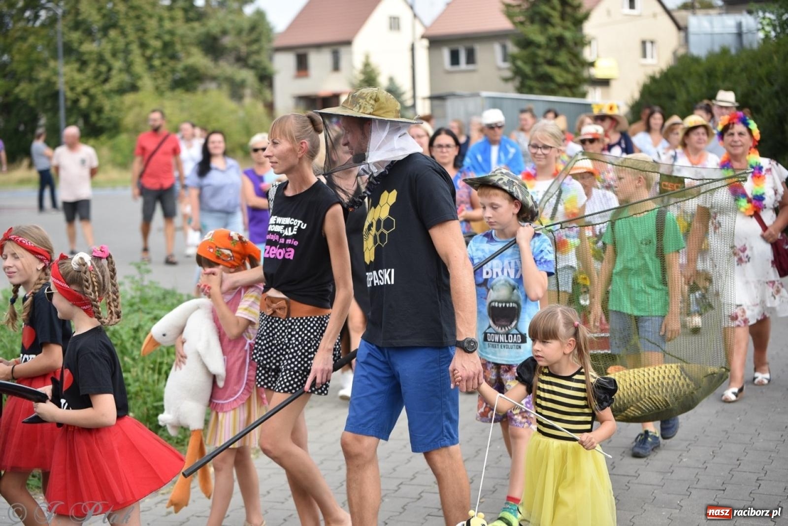 Zdjęcie w galerii na portalu naszraciborz.pl: Kolorowe pożegnanie Lata w Krzanowicach [FOTO i WIDEO] wiadomości z regionu