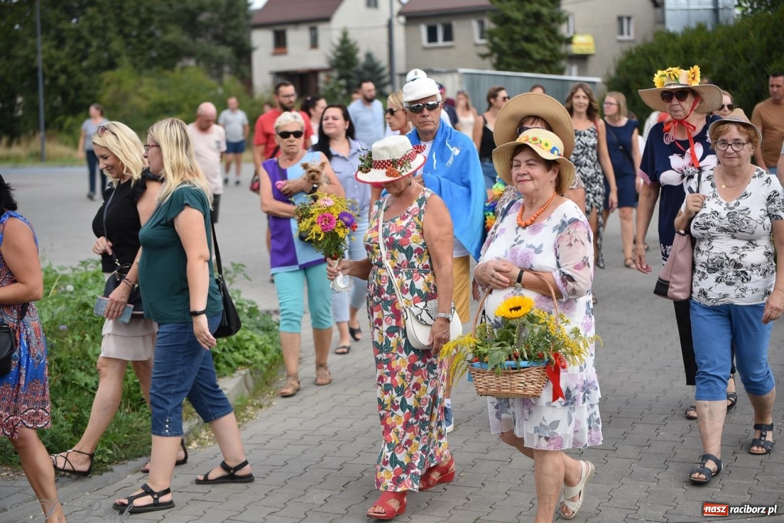 Zdjęcie w galerii na portalu naszraciborz.pl: Kolorowe pożegnanie Lata w Krzanowicach [FOTO i WIDEO] wiadomości z regionu