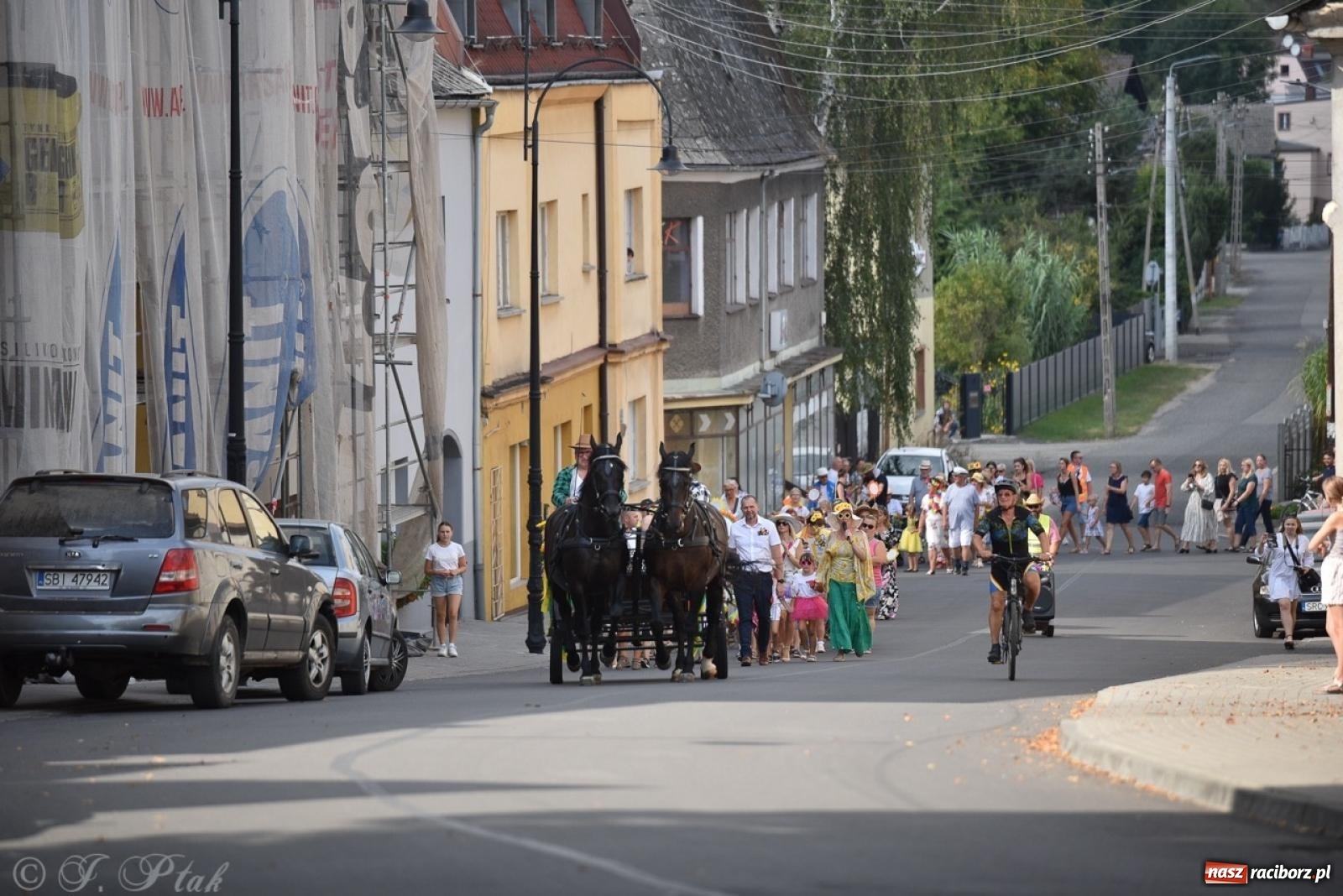 Zdjęcie w galerii na portalu naszraciborz.pl: Kolorowe pożegnanie Lata w Krzanowicach [FOTO i WIDEO] wiadomości z regionu