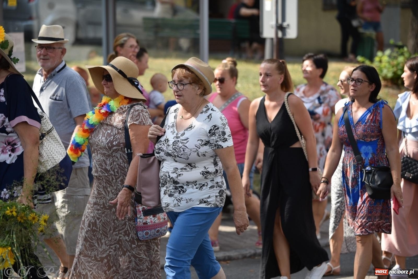 Zdjęcie w galerii na portalu naszraciborz.pl: Kolorowe pożegnanie Lata w Krzanowicach [FOTO i WIDEO] wiadomości z regionu