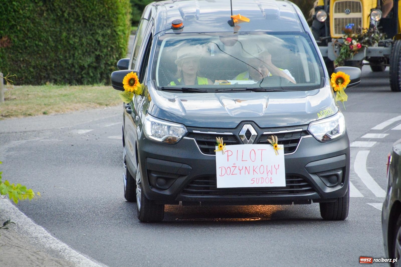 Zdjęcie w galerii na portalu naszraciborz.pl: Dożynki w Sudole – tradycja łącząca pokolenia [FOTO i WIDEO] wiadomości z regionu