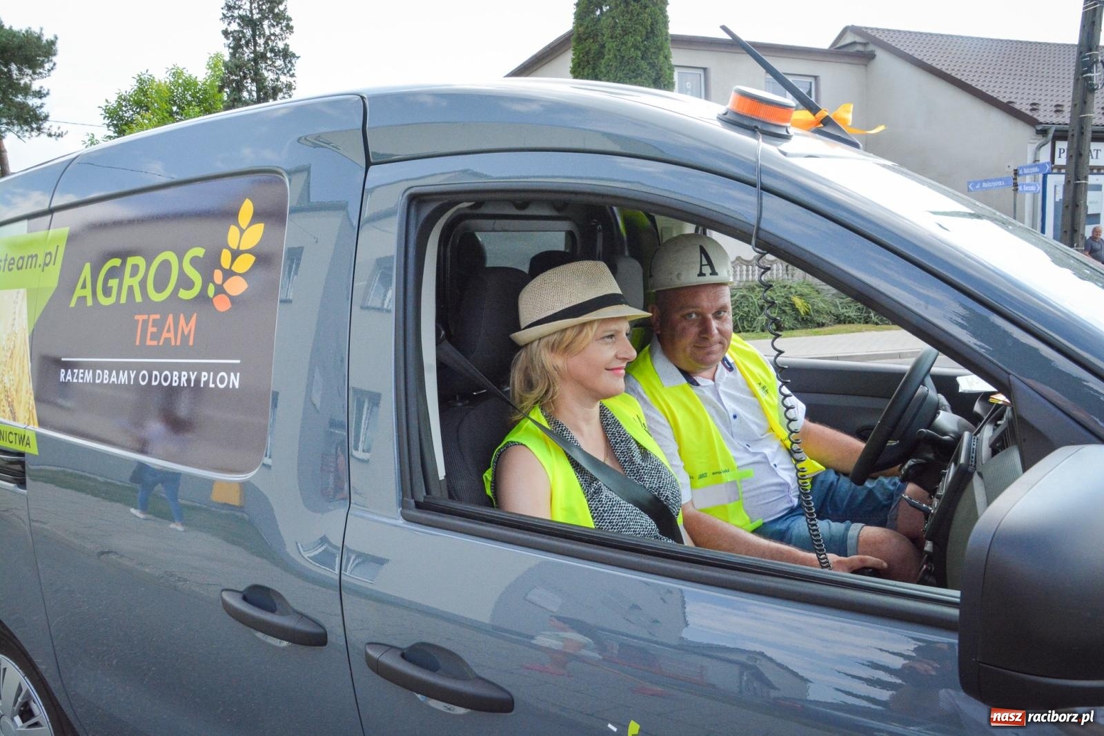 Zdjęcie w galerii na portalu naszraciborz.pl: Dożynki w Sudole – tradycja łącząca pokolenia [FOTO i WIDEO] wiadomości z regionu