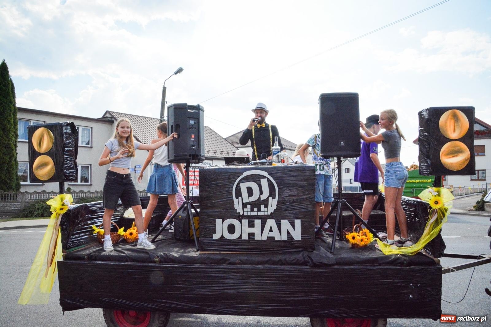 Zdjęcie w galerii na portalu naszraciborz.pl: Dożynki w Sudole – tradycja łącząca pokolenia [FOTO i WIDEO] wiadomości z regionu