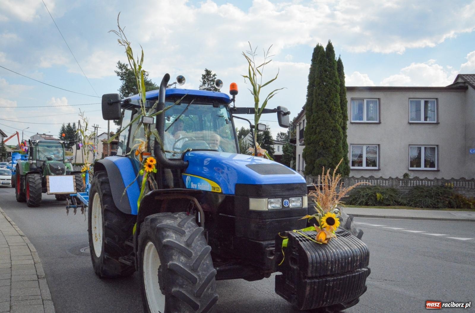 Zdjęcie w galerii na portalu naszraciborz.pl: Dożynki w Sudole – tradycja łącząca pokolenia [FOTO i WIDEO] wiadomości z regionu