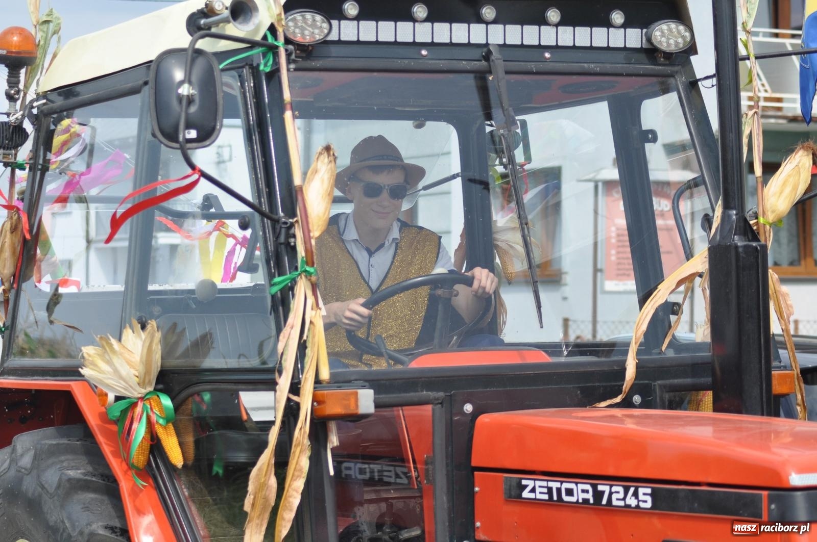 Zdjęcie w galerii na portalu naszraciborz.pl: Dożynki w Sudole – tradycja łącząca pokolenia [FOTO i WIDEO] wiadomości z regionu