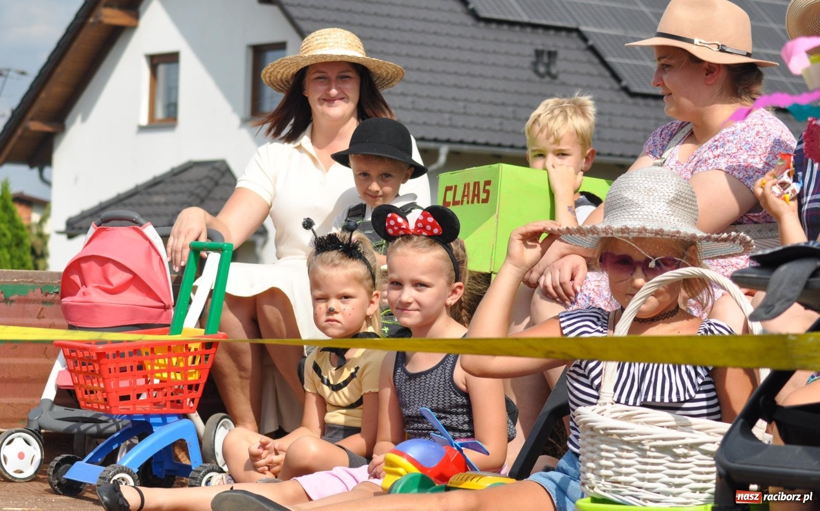 Zdjęcie w galerii na portalu naszraciborz.pl: Dożynki w Sudole – tradycja łącząca pokolenia [FOTO i WIDEO] wiadomości z regionu