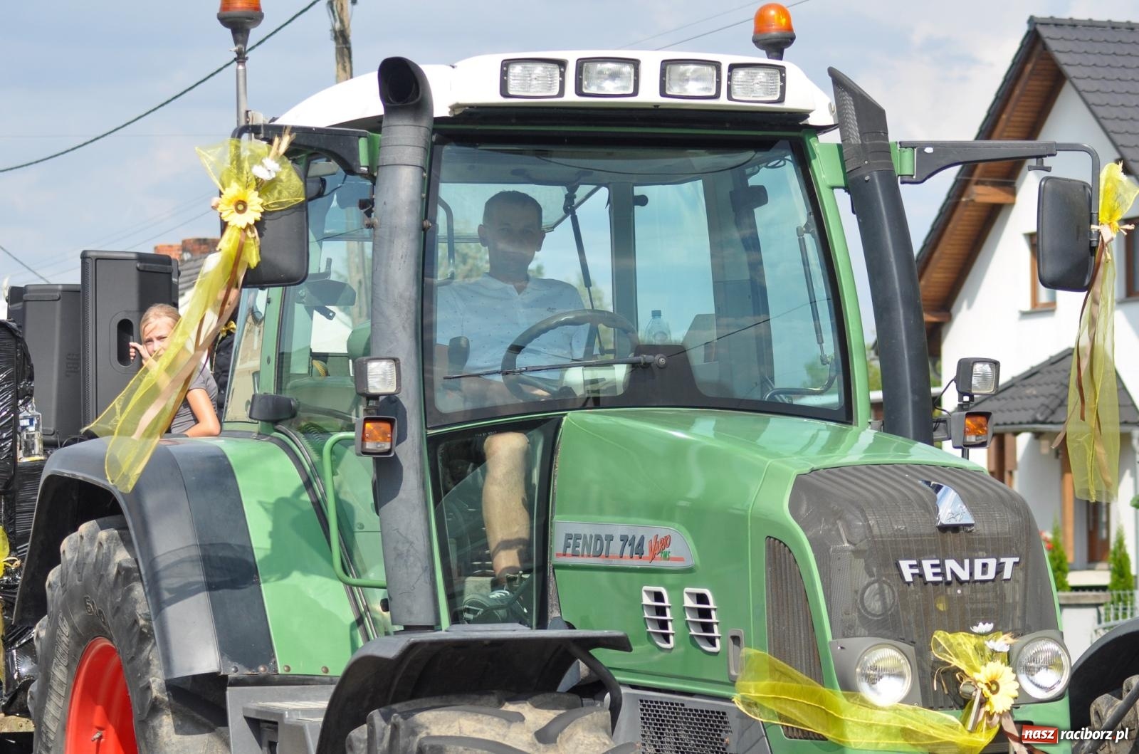 Zdjęcie w galerii na portalu naszraciborz.pl: Dożynki w Sudole – tradycja łącząca pokolenia [FOTO i WIDEO] wiadomości z regionu