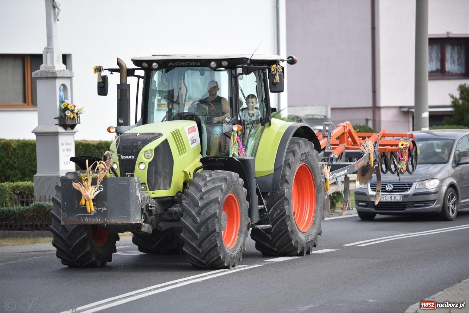 Zdjęcie w galerii na portalu naszraciborz.pl: Dożynki w Sudole – tradycja łącząca pokolenia [FOTO i WIDEO] wiadomości z regionu