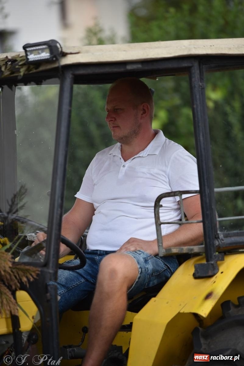 Zdjęcie w galerii na portalu naszraciborz.pl: Dożynki w Sudole – tradycja łącząca pokolenia [FOTO i WIDEO] wiadomości z regionu