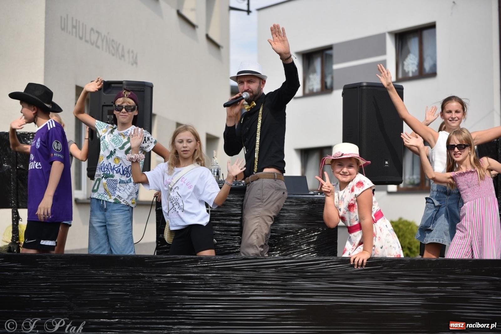 Zdjęcie w galerii na portalu naszraciborz.pl: Dożynki w Sudole – tradycja łącząca pokolenia [FOTO i WIDEO] wiadomości z regionu