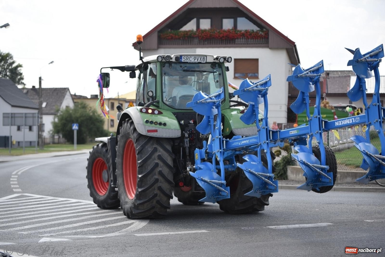 Zdjęcie w galerii na portalu naszraciborz.pl: Dożynki w Sudole – tradycja łącząca pokolenia [FOTO i WIDEO] wiadomości z regionu