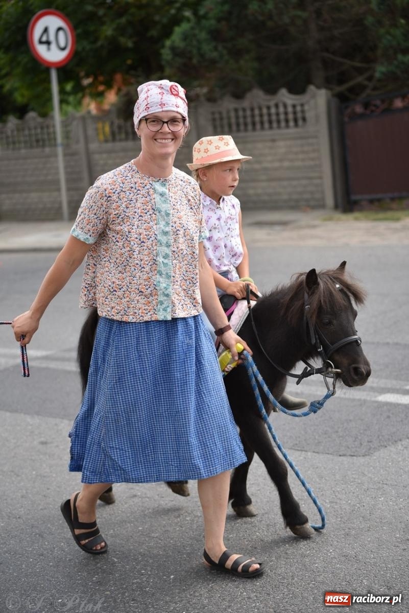 Zdjęcie w galerii na portalu naszraciborz.pl: Dożynki w Sudole – tradycja łącząca pokolenia [FOTO i WIDEO] wiadomości z regionu