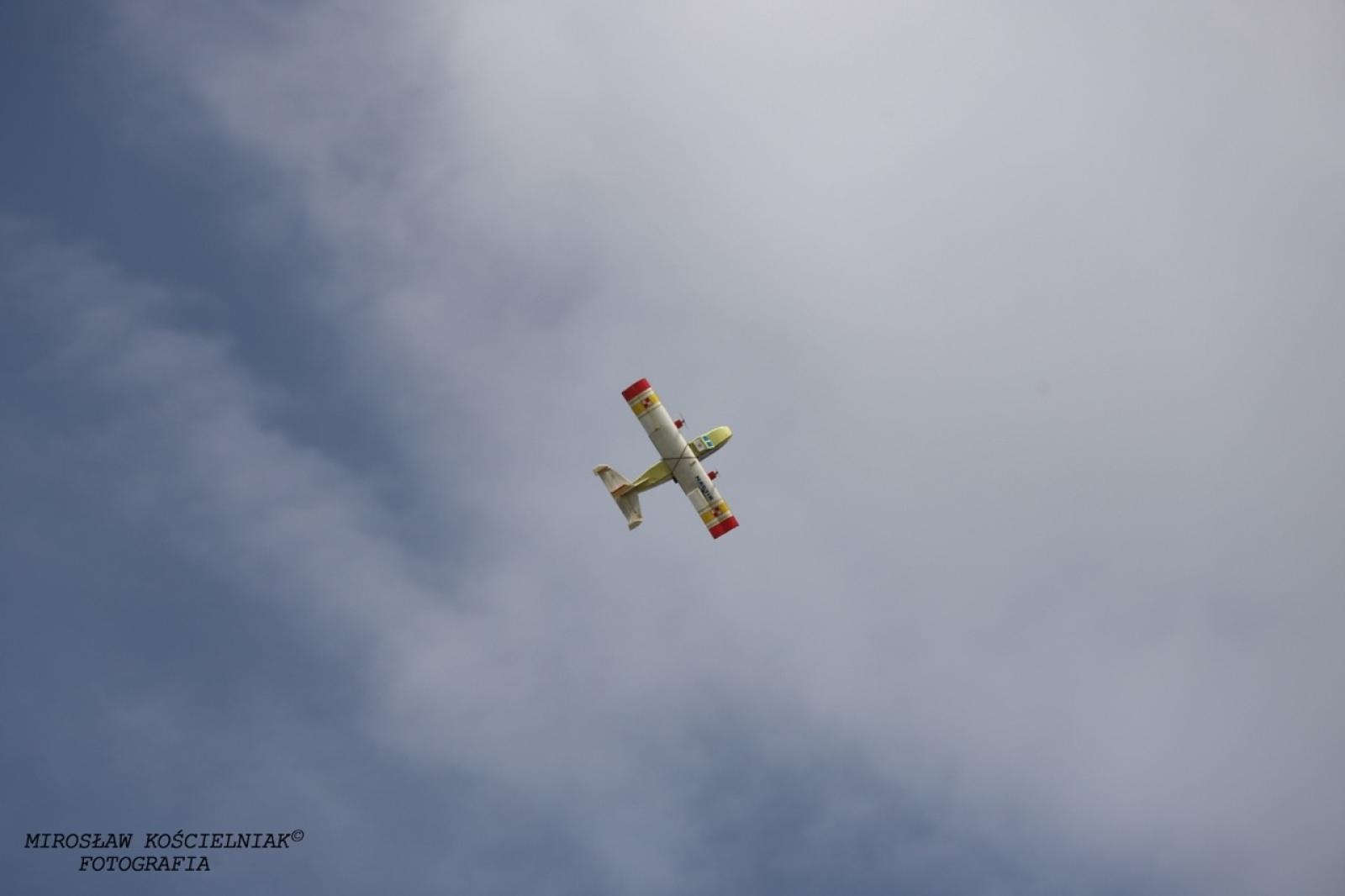 Zdjęcie w galerii na portalu naszraciborz.pl: Raciborskie air show hitem weekendu. Tłumy nad Ulgą wiadomości z regionu