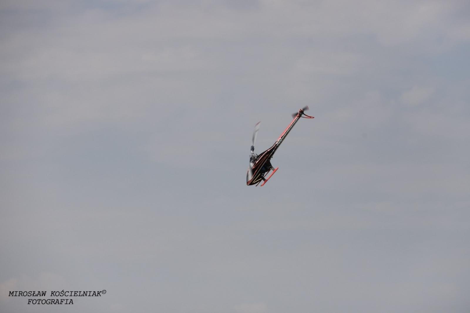 Zdjęcie w galerii na portalu naszraciborz.pl: Raciborskie air show hitem weekendu. Tłumy nad Ulgą wiadomości z regionu