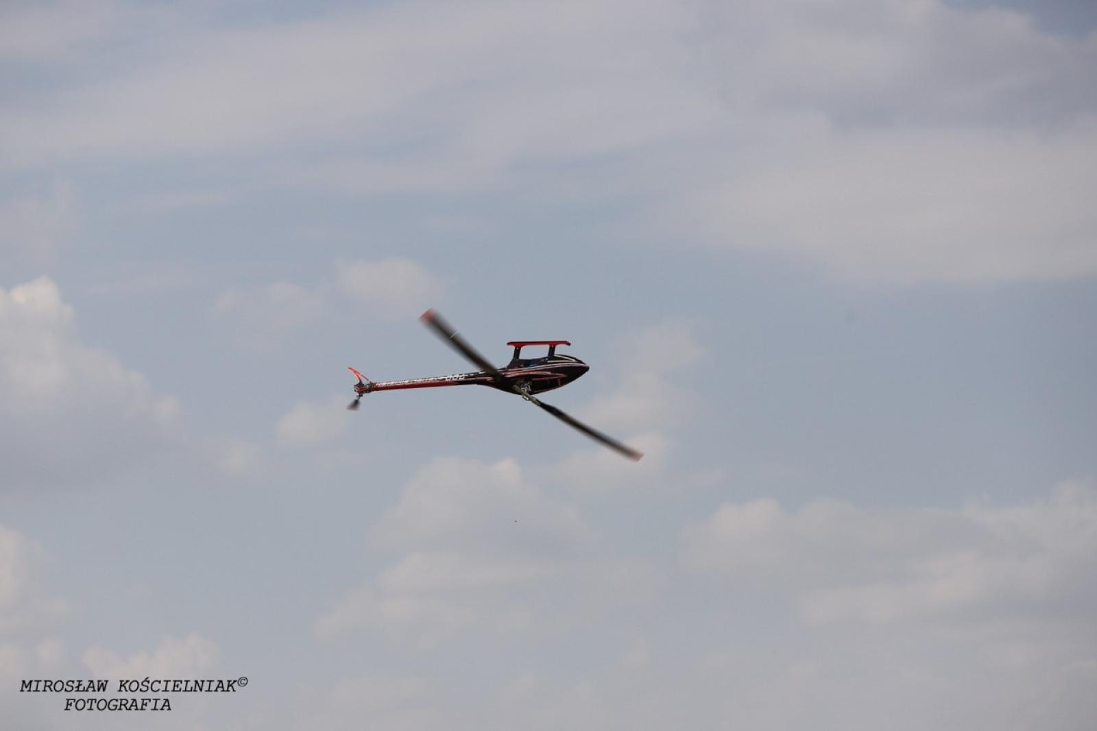 Zdjęcie w galerii na portalu naszraciborz.pl: Raciborskie air show hitem weekendu. Tłumy nad Ulgą wiadomości z regionu