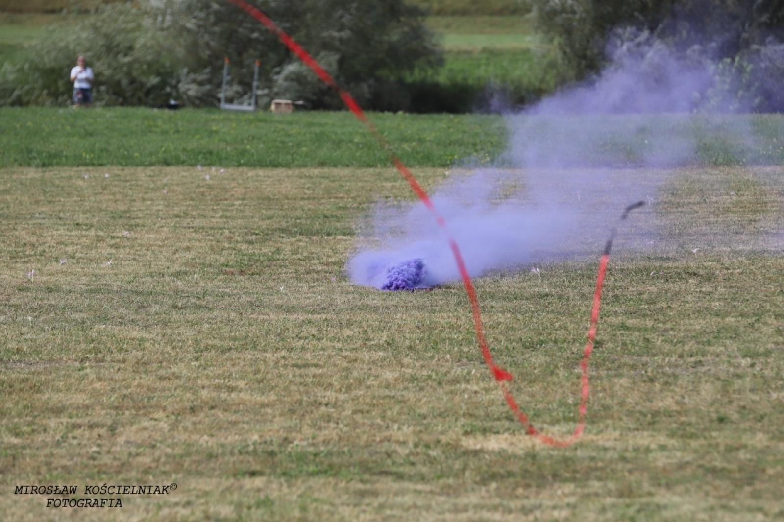 Zdjęcie w galerii na portalu naszraciborz.pl: Raciborskie air show hitem weekendu. Tłumy nad Ulgą wiadomości z regionu