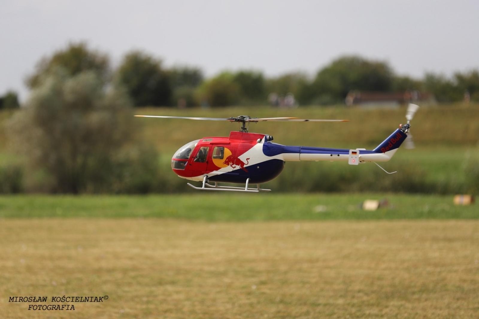 Zdjęcie w galerii na portalu naszraciborz.pl: Raciborskie air show hitem weekendu. Tłumy nad Ulgą wiadomości z regionu
