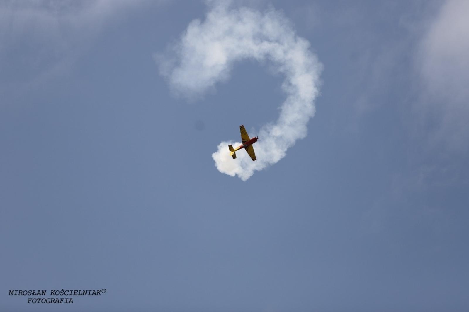 Zdjęcie w galerii na portalu naszraciborz.pl: Raciborskie air show hitem weekendu. Tłumy nad Ulgą wiadomości z regionu