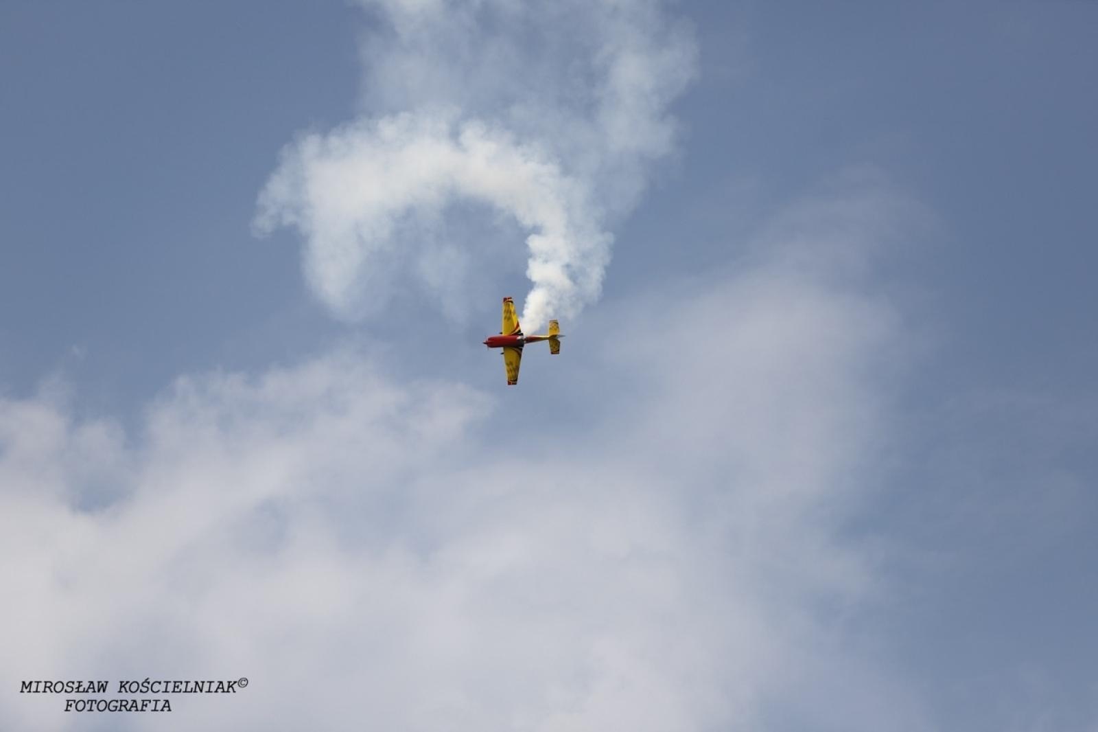 Zdjęcie w galerii na portalu naszraciborz.pl: Raciborskie air show hitem weekendu. Tłumy nad Ulgą wiadomości z regionu