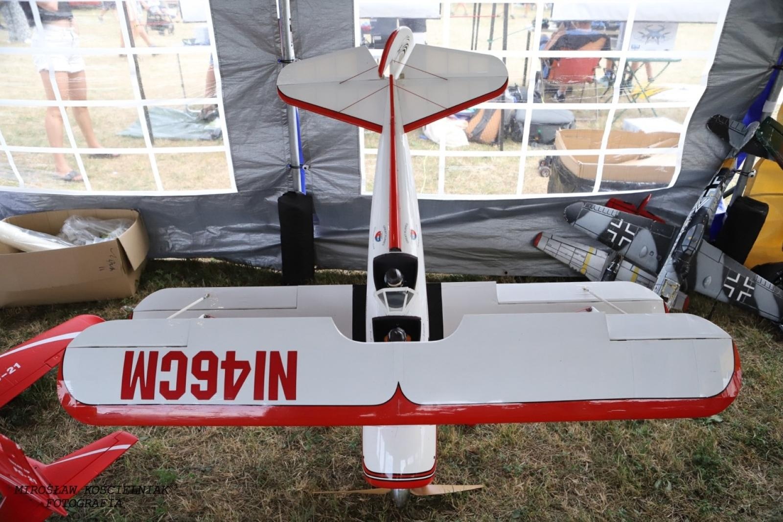 Zdjęcie w galerii na portalu naszraciborz.pl: Raciborskie air show hitem weekendu. Tłumy nad Ulgą wiadomości z regionu