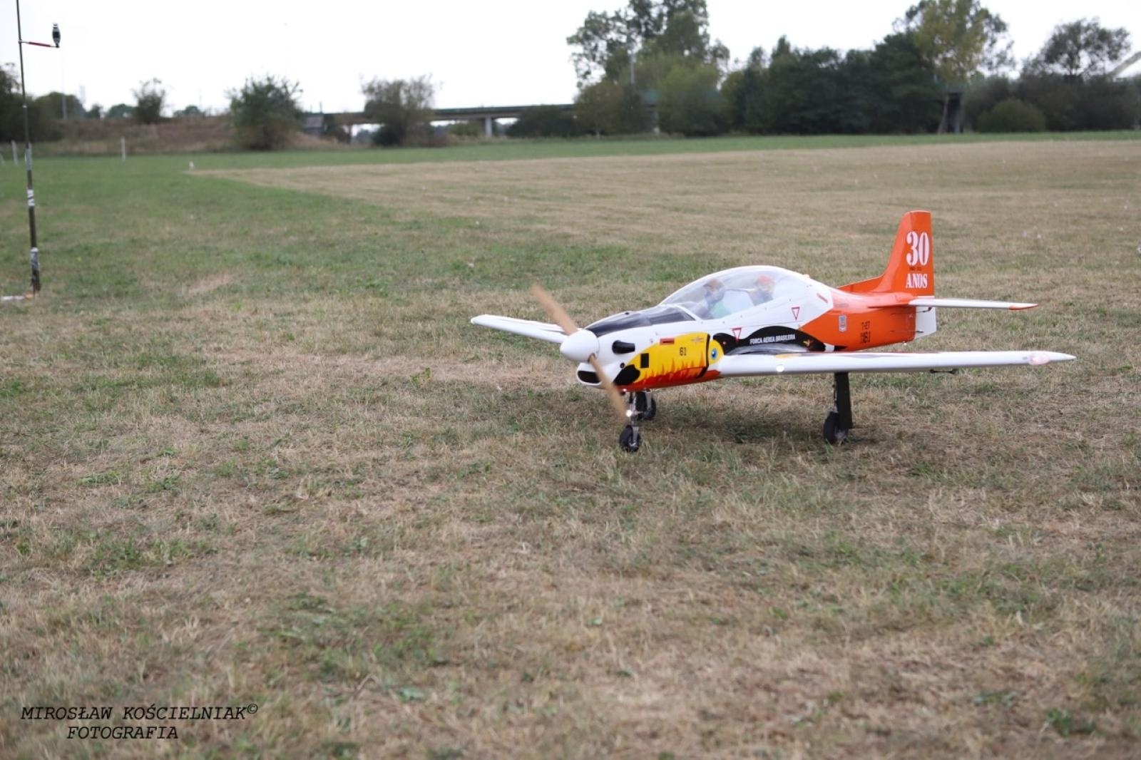 Zdjęcie w galerii na portalu naszraciborz.pl: Raciborskie air show hitem weekendu. Tłumy nad Ulgą wiadomości z regionu