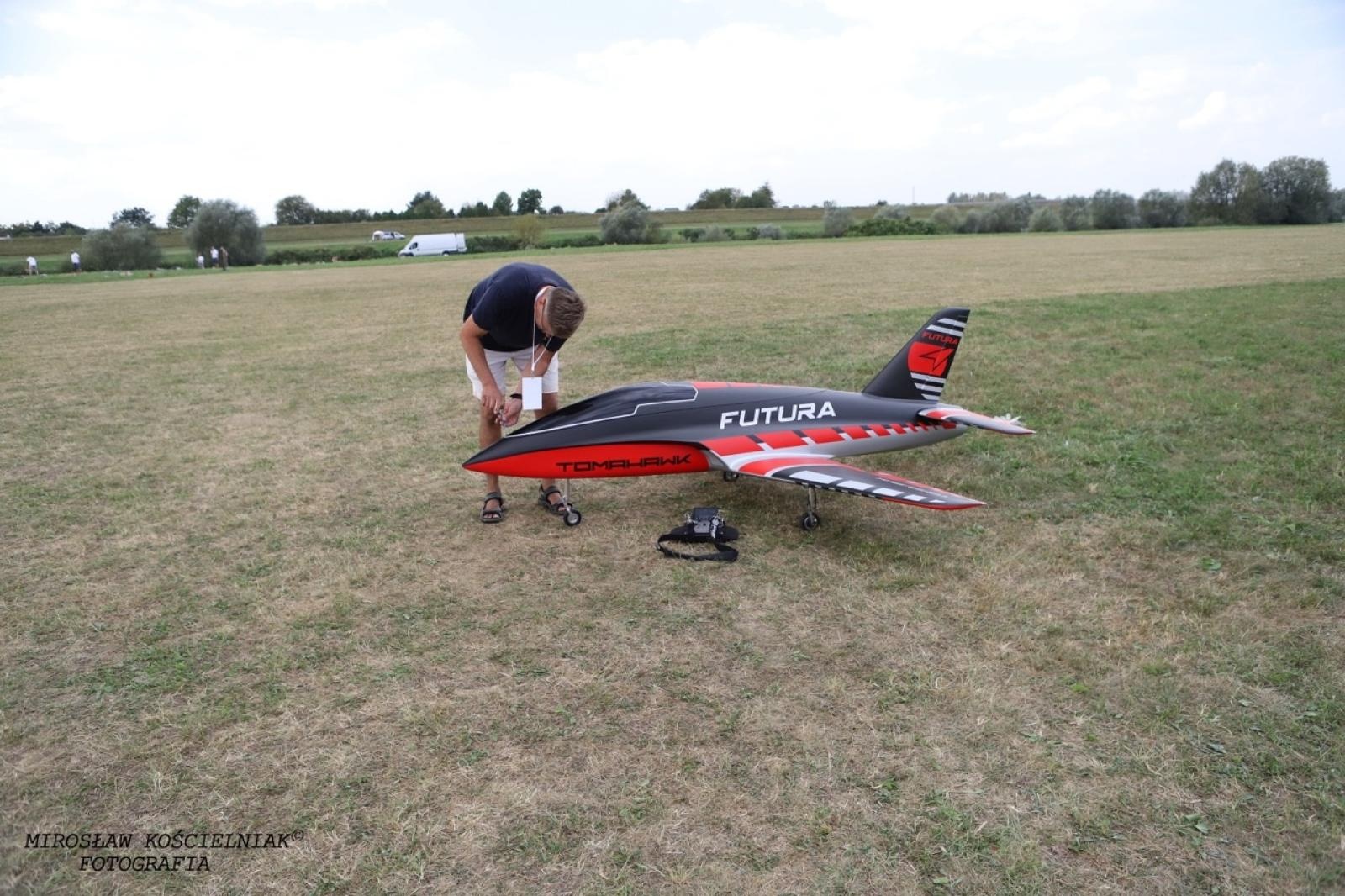 Zdjęcie w galerii na portalu naszraciborz.pl: Raciborskie air show hitem weekendu. Tłumy nad Ulgą wiadomości z regionu