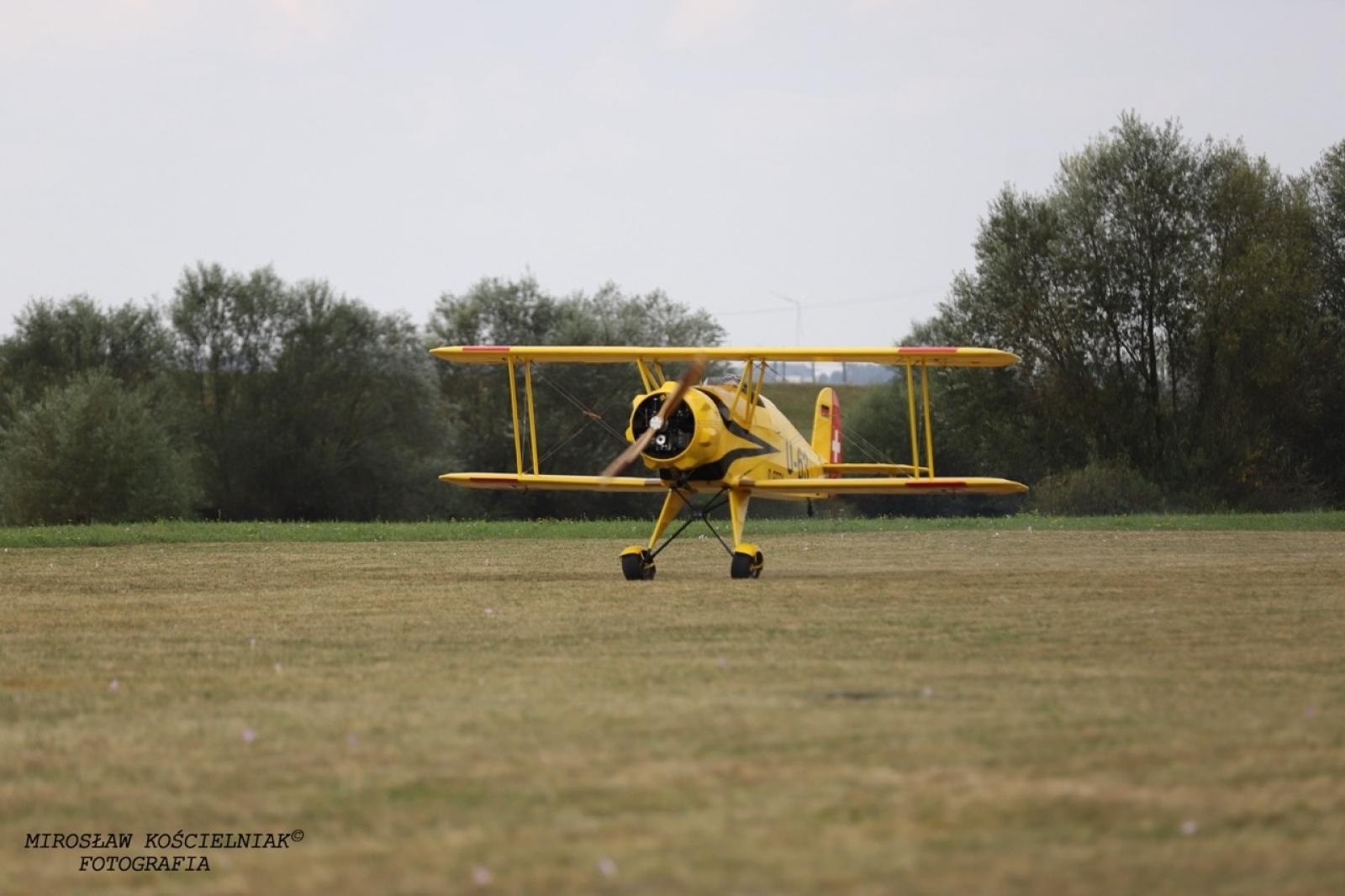 Zdjęcie w galerii na portalu naszraciborz.pl: Raciborskie air show hitem weekendu. Tłumy nad Ulgą wiadomości z regionu