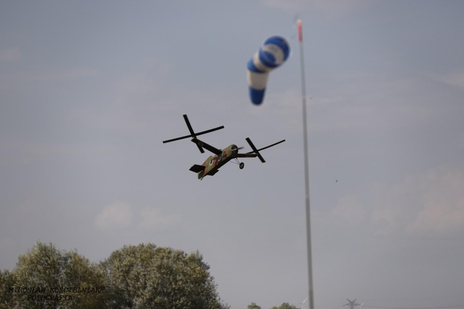 Zdjęcie w galerii na portalu naszraciborz.pl: Raciborskie air show hitem weekendu. Tłumy nad Ulgą wiadomości z regionu