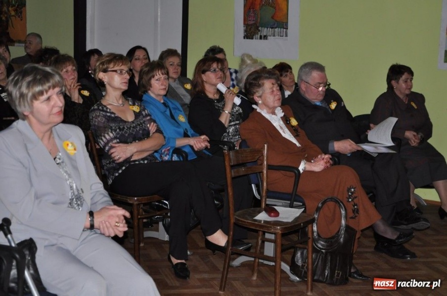 Zdjęcie w galerii na portalu naszraciborz.pl: Pantofelek dla Teresy Szymańskiej wiadomości z regionu